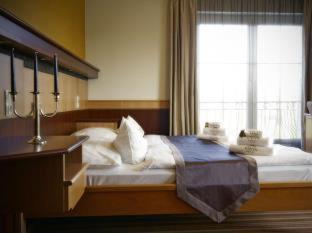 Xavin Hotel