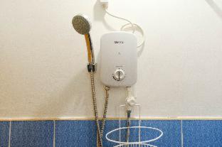 A&F Transient Rooms by Reddoorz