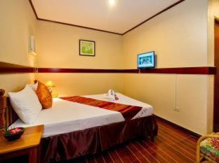 Floral Villarosa Hotel