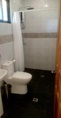 Alona Pawikan Resort