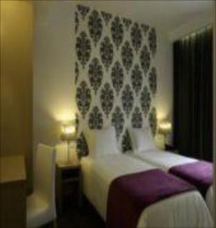 Hotel Genesis