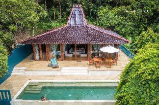 Karuna El Nido Villas