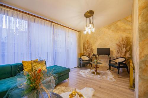 Lord Morgan & Exclusive Design Nisantasi