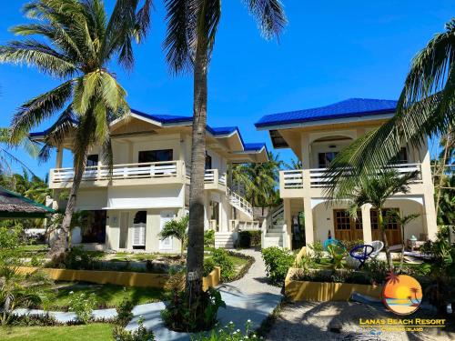Lanas Beach Resort
