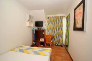 Bluewaves Beach House