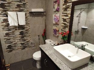 Venezia Suites Hotel