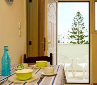 Lefka Hotel Apartments & Studios