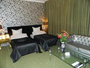 Weekend Boutique Hotel