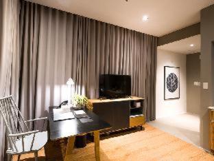 Avior Hotel