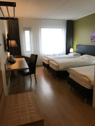 Airport Hotel Aurora