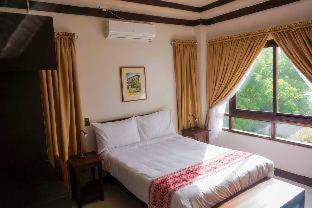 Veranda Suites and Restaurant