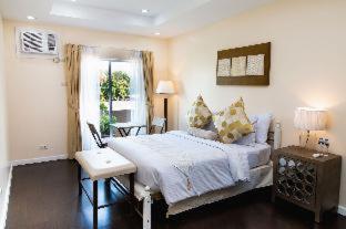 Sierra Hotel & Resort