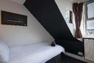 Bazpackers Hostel