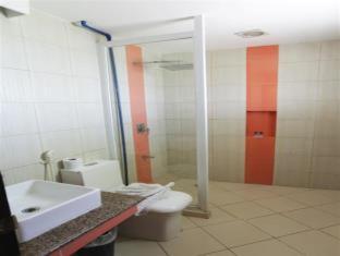 Eagle Point Beach and Dive Resort