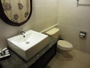 Vista Mar Beach Resort & Country Club