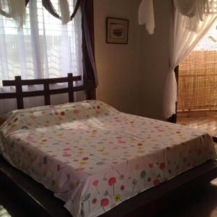 Liwayway Sa Bohol-Pamilacan Bed & Breakfast
