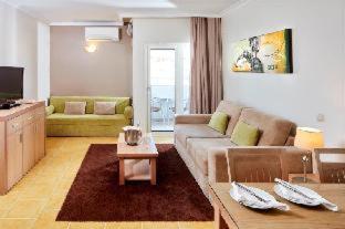 Santa Eulália Suite Hotel & SPA