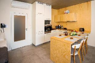 Residence Trafick