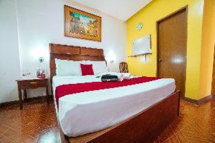 RedDoorz @ Tamarind Street Angeles City