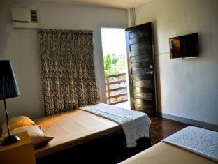 AA Travellers Pad Hotel