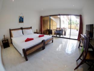 Alona Vida Beach Resort