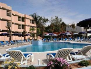 Auramar Beach Resort