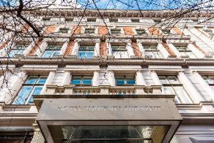 Hotel Moments Budapest