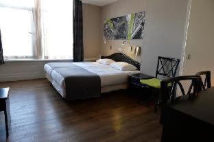 Huygens Place