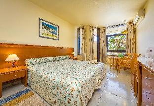 Auramar Beach Resort
