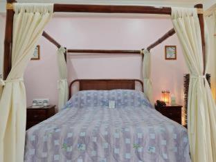 Surfside Boracay Resort & Spa