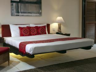 Bluewater Panglao Beach Resort