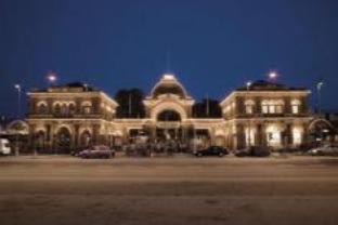 Ascot Hotel