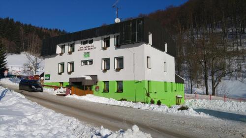 Zeleny Mlyn Pension-Restaurace