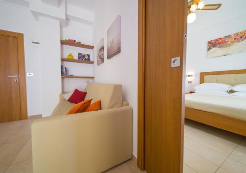 Mediterraneo Hotel & Suites