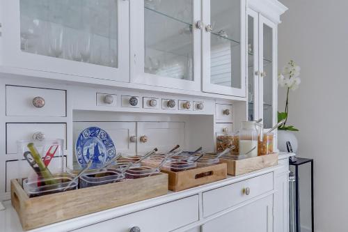 B&B Modern Times