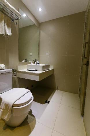 Solea Seaview Resort