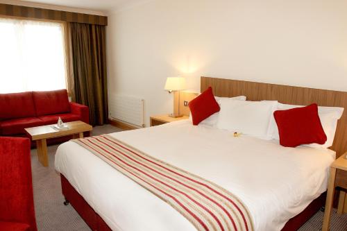 Clayton Hotel Cardiff Lane