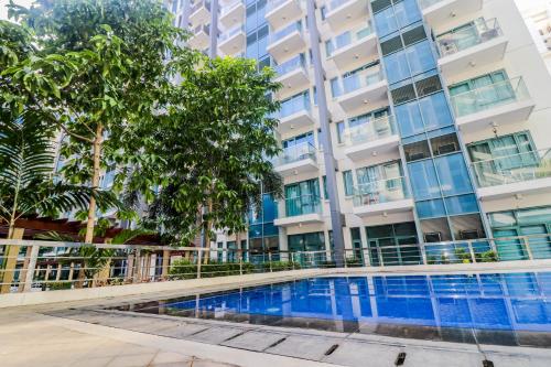 PRS at One Palm Tree Villa near Airport