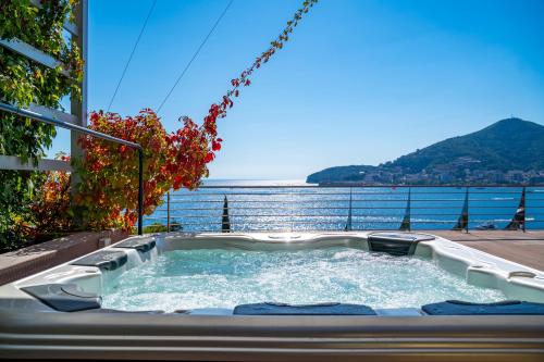 Dukley Hotel & Resort