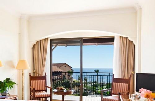 Elysium Hotel