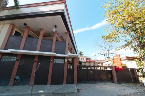 RedDoorz Near Lapasan Plaza Cagayan de Oro