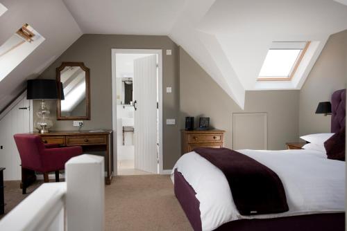 Crouchers Orchards Hotel