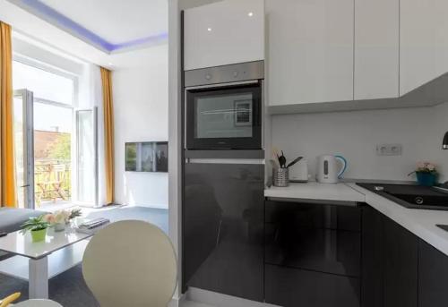 Elenas Rooms & Apartment