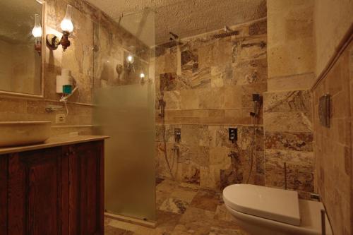 Hidden Cave Hotel