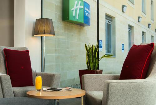 Holiday Inn Express Bath