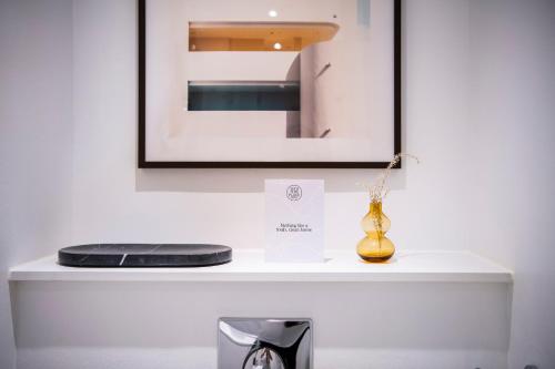 Town Hall Apartments by Daniel & Jacob's