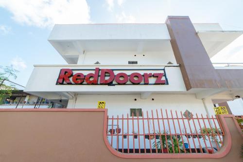 RedDoorz @ Pag Asa Rawis Legazpi