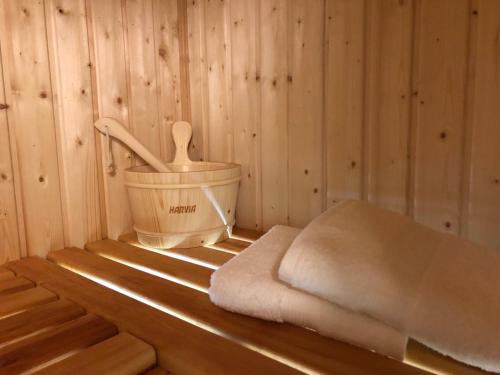 Family & Business Sauna Apartments No 7 Leśny nad Zalewem Cedzyna Unikat - 3 Bedroom with Private Sauna, Bath with Hydromassage, Terrace, Garage, Catering Options