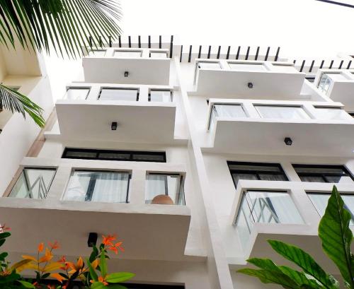 Luxx Boutique Boracay