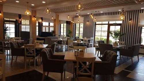 Hotel Sloneczny Brzeg